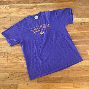 Los Angeles Lakers Vintage 90s Spellout Embroidered Purple T-Shirt - Men's XL